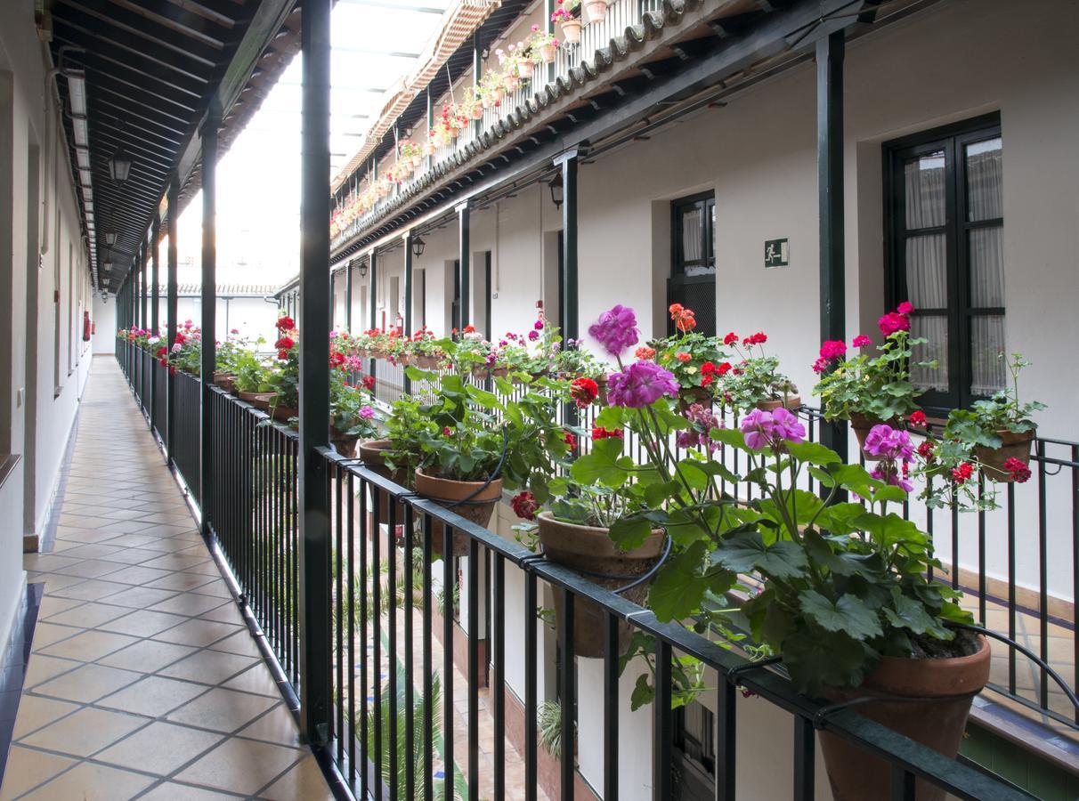 Corral De Los Chicharos Seville Exterior photo